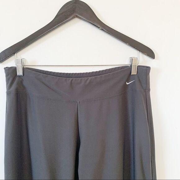 Nike Dark Grey Wide Leg Stretchy Athletic Pants - Picture 2 of 4